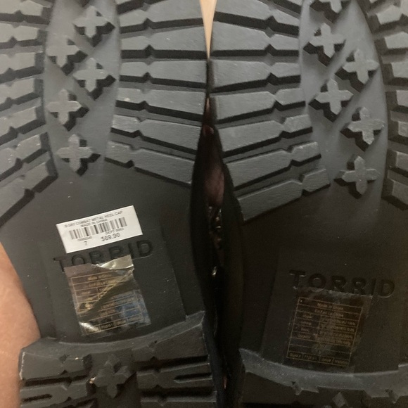 New Torrid Blue Gray Metal Heel & Cap Combat Boots 7W - Picture 8 of 8